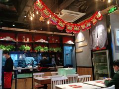 -渝是乎酸菜鱼·川渝小炒(新世界百货望京店)
