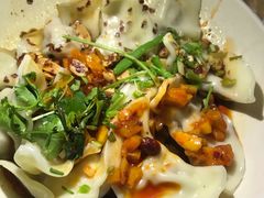 钟水饺-爆炸头阿姨小四川正宗川味小吃(无任何分店)