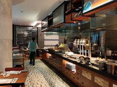 -阿纳迪酒店·秘境西餐厅