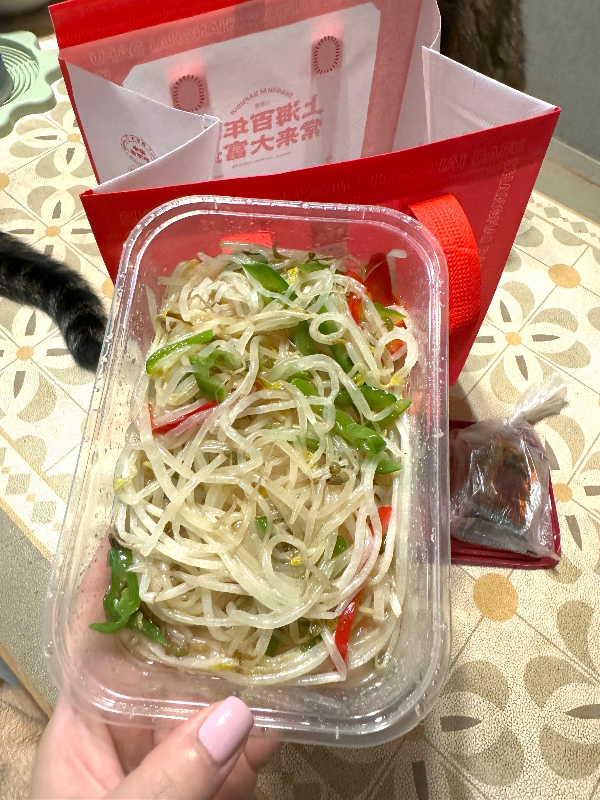 又是不想做饭的一天|外卖大富贵冷面