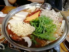 部队火锅-富乐满韩国正宗炸鸡韩国料理(虹泉路店)