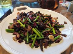 -严记小天府酸菜鱼(西四路店)