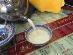 -赵记传承特色牛奶甜品(泉城广场店)
