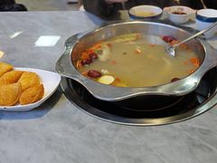 -光头药膳鸡(莱茵小镇店)