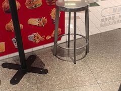 -肯德基(嘉善路地铁站店)