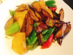 -关东小磨东北菜(上海长风大悦城店)
