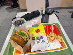 -麦当劳(军博店)