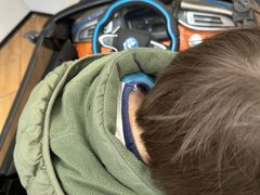 -上海宝信宝马4S店