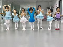 -蒲公英舞蹈艺术中心(解放路校区)