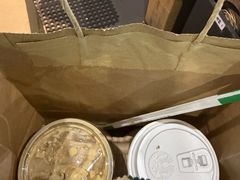 -星巴克(上海虹桥站2A检票口)