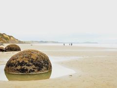 -摩拉基大圆石