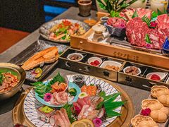 -铭牛烧肉·和牛海鲜自助(高新月牙湖店)