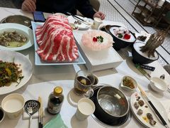 -帝皇海海鲜豆捞(桐泾商务广场店)