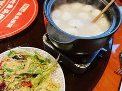 -魏铭鱼头捞饭(晋阳路店)