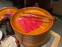 -牛YO寿喜烧·铁板烧和牛火锅自助(市府恒隆店)