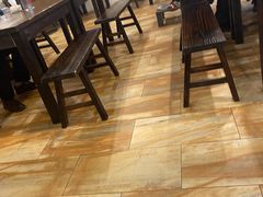 -亮亮烧烤(积玉桥总店)