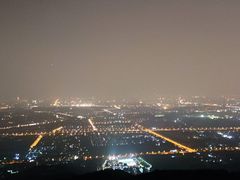 -鬼笑石后山停车场