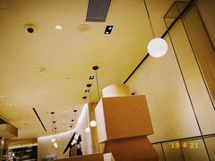 -théATRE 茶聚场(王府中環店)