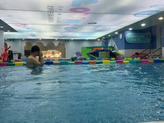 -龙格亲子游泳·水育早教运动中心(龙湾天街店)