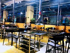 大堂-胡四哥特色火盆烧烤(总店)
