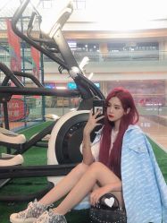 -DL HAIR SALON