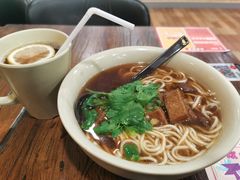 -李先生牛肉面大王(北京站售票厅餐厅)
