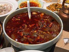 -渝信川菜 · 川味家常菜(财富购物中心店)