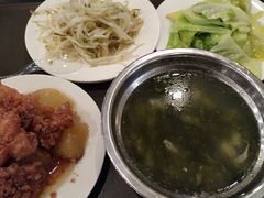 -华中科技大学东三学生食堂