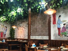 大堂-三里屯土灶炖公鸡地锅鸡(江东店)