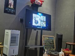 -屋有岛沉浸游戏旗舰店(中山公园店)