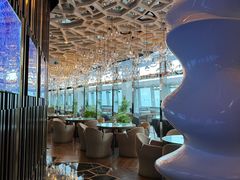 -OZONE 顶楼酒吧(香港丽思卡尔顿酒店)