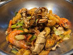 -七欣天香辣蟹火锅(上海银亿滨江店)