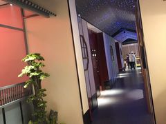 -鸽子侯·家宴·平价海鲜(市图书馆店)