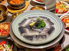 -草家酱蟹炭火烤肉店(珲春南路一店)