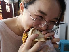 -老马家马蓉蛋菜夹馍·腊牛肉夹馍(回民街店)