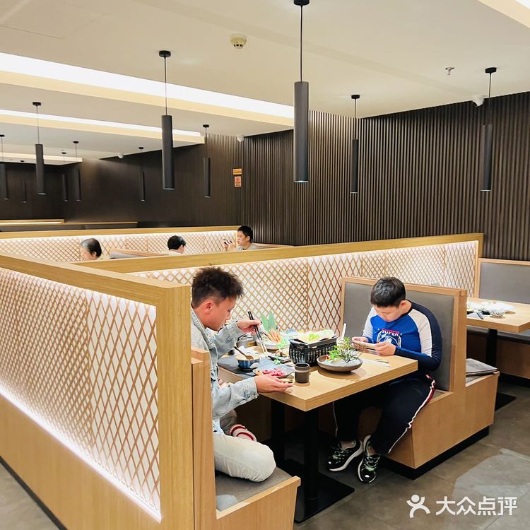 来这家！王府井日料店的首选！