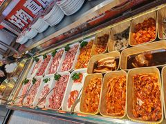 -哈哈碳都·牛肋条无限自助烤肉(台江万达店)