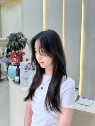 -十六番发型师事务所