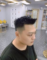 -即型男士理发工作室