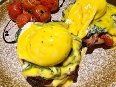 疯狂手撕牛肉班尼迪克蛋-The Rug(三里屯店)