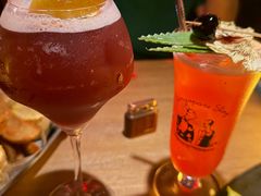 -FOUR PLAY BAR