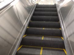 -红土地(地铁站)