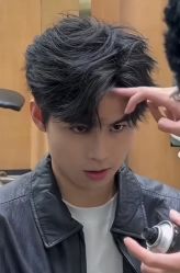 -乾健·烫染·接发SALON