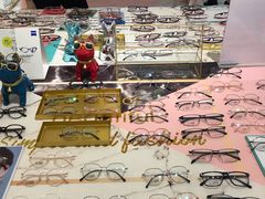 -肆兮眼镜·蔡司·徕卡战略合作店(大坪店)