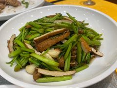-侬佳蒸菜馆(听潮店)