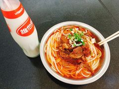 -薛记襄阳香辣牛肉面(平安路店)