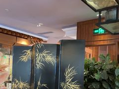 -八府香鸭·啫啫煲(华山路店)