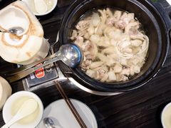 -东椰·海南椰子鸡火锅(朝阳门店)