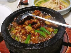 石锅杭椒牛蛙-桂满陇-十里风荷(合生汇店)