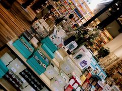 -猫的天空之城概念书店(杭州南宋御街店)